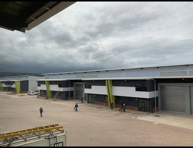516M² WAREHOUSE TO LET IN CORNUBIA